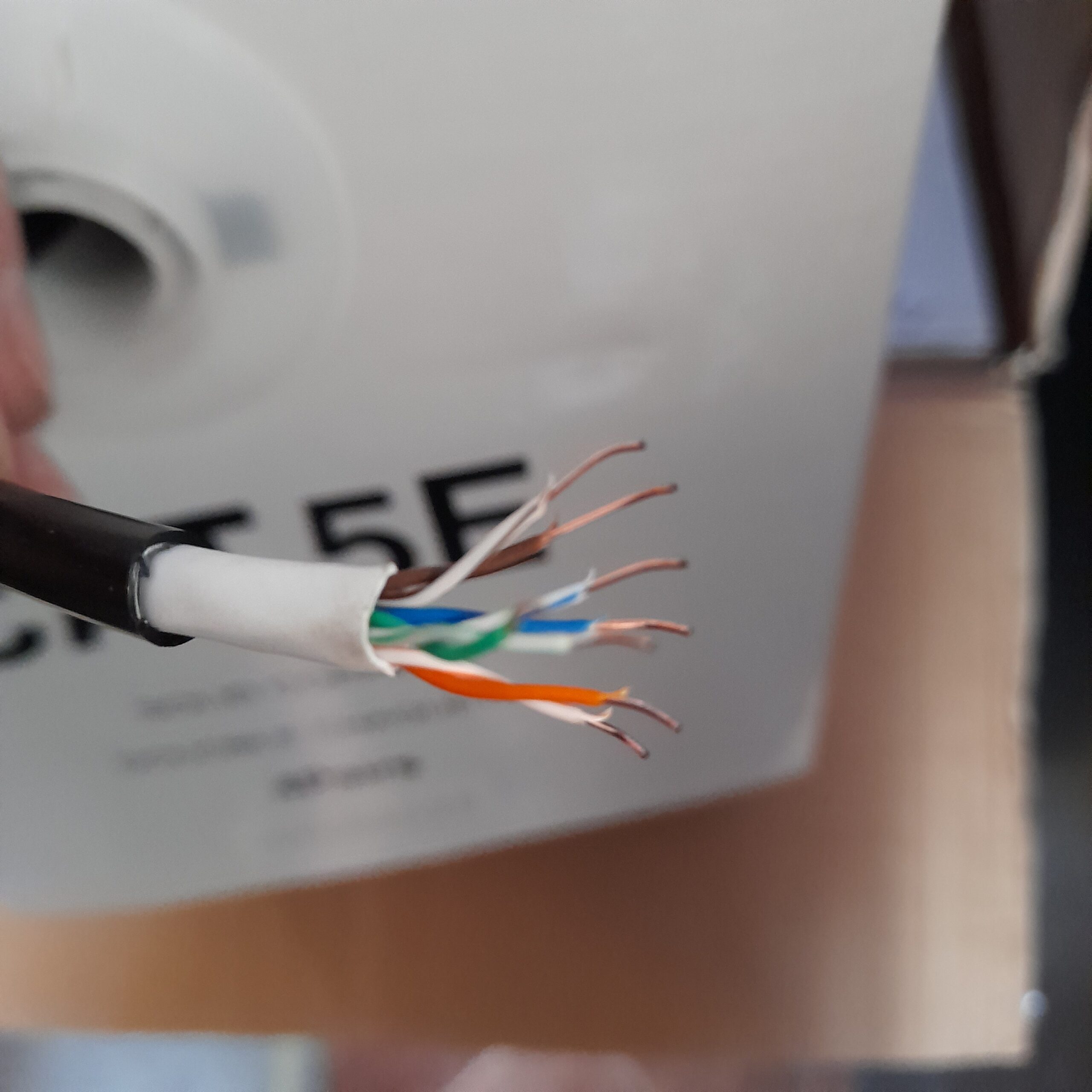 Cable FTP Cat5e exterior 305m 100% cobre - Imagen 4
